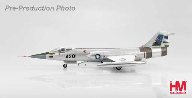 F-104
