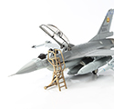 國軍F-16B將軍座機 加贈登機梯 國軍F-16B將軍座機 加贈登機梯