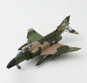 McDonnell Douglas F-4D Phantom II 第8戰鬥機聯隊/433中隊，AF67-709，泰國烏汶空軍基地（配鋪路刀電子吊艙）